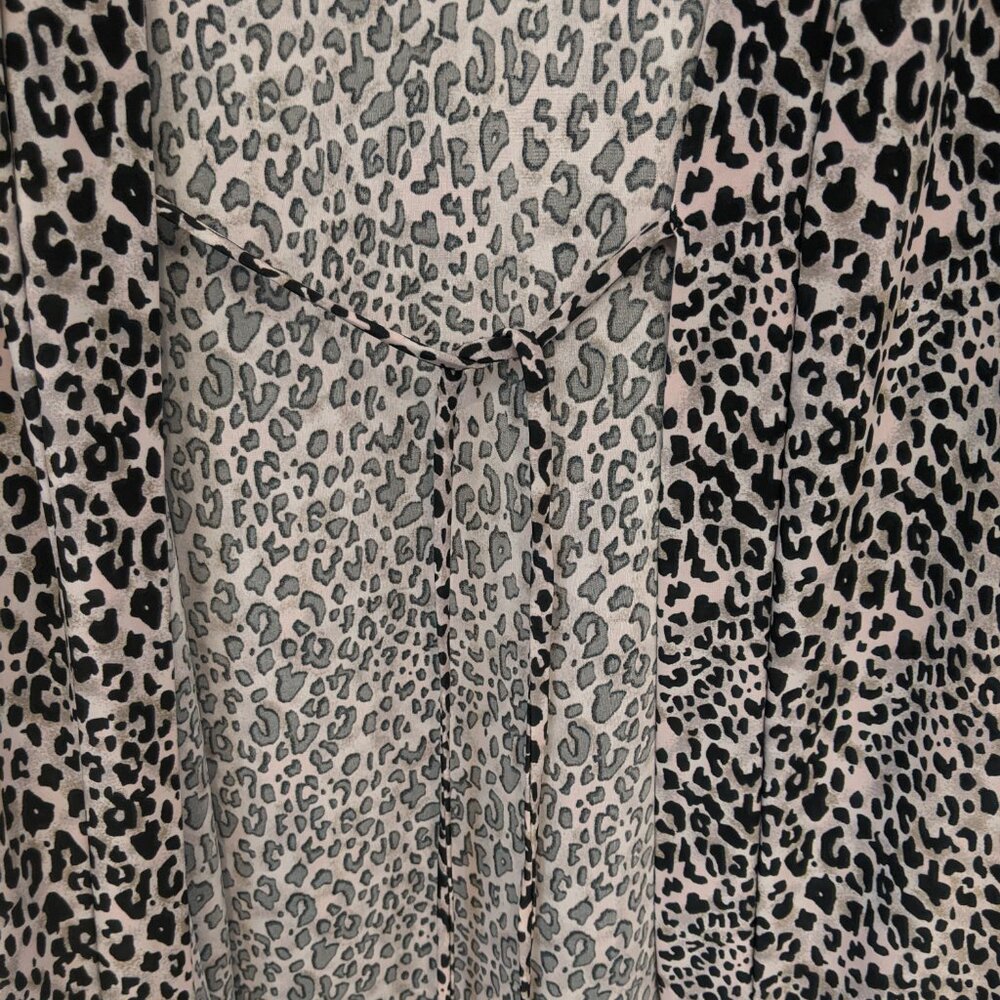 Women's Rene Rofe Sleepwear Large Robe Stretch Animal Leopard Print Soft Comfy - Picture 4 of 5
